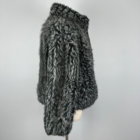 Moda International Womens Gray Faux Fur Teddy Jacket Open Front size Medium - Picture 5 of 11